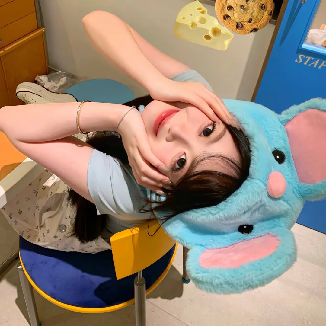 红色尾翼